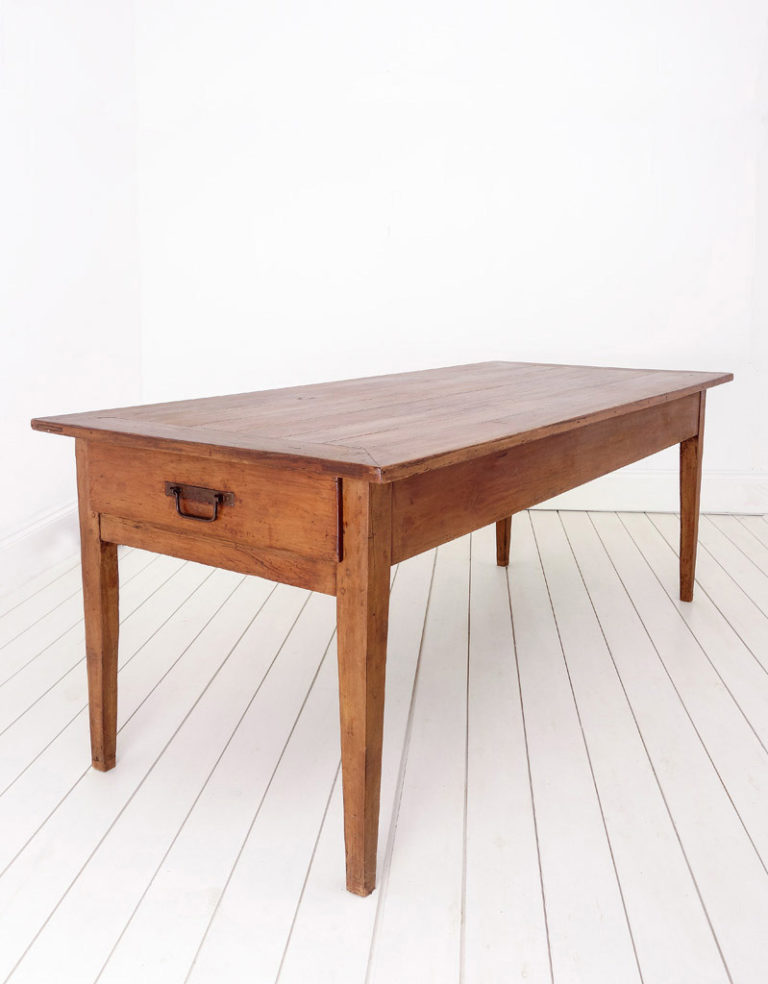 French farmhouse table circa 1850 from southwest of France.